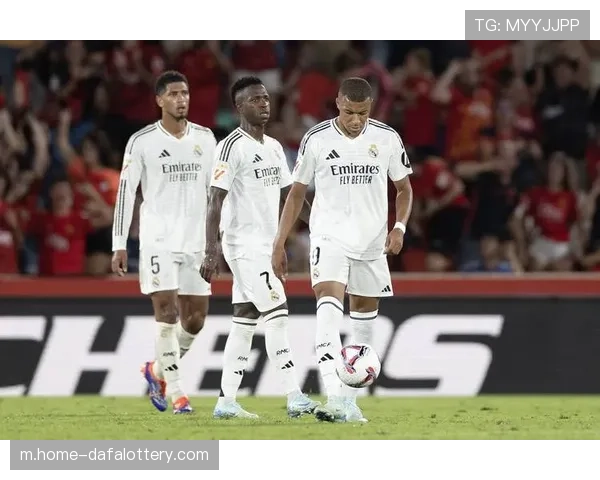 皇马系与巴萨系派系资源输送保级关键战默契球商业逻辑